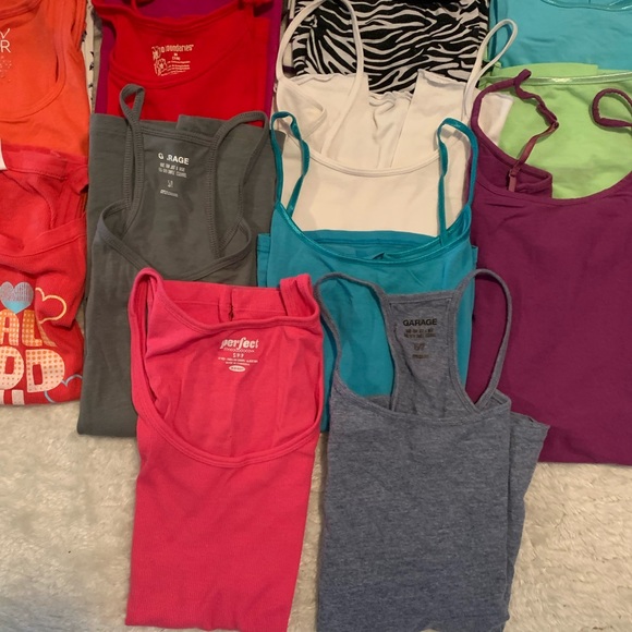 💜4 for $15💜 TANK TOPS!!! - Picture 4 of 6